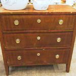 217 1453 CHEST OF DRAWERS